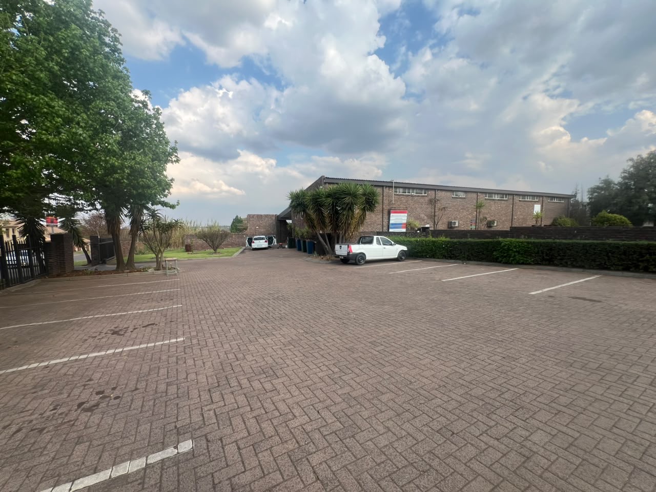 Witbank campus buildings and parking area
