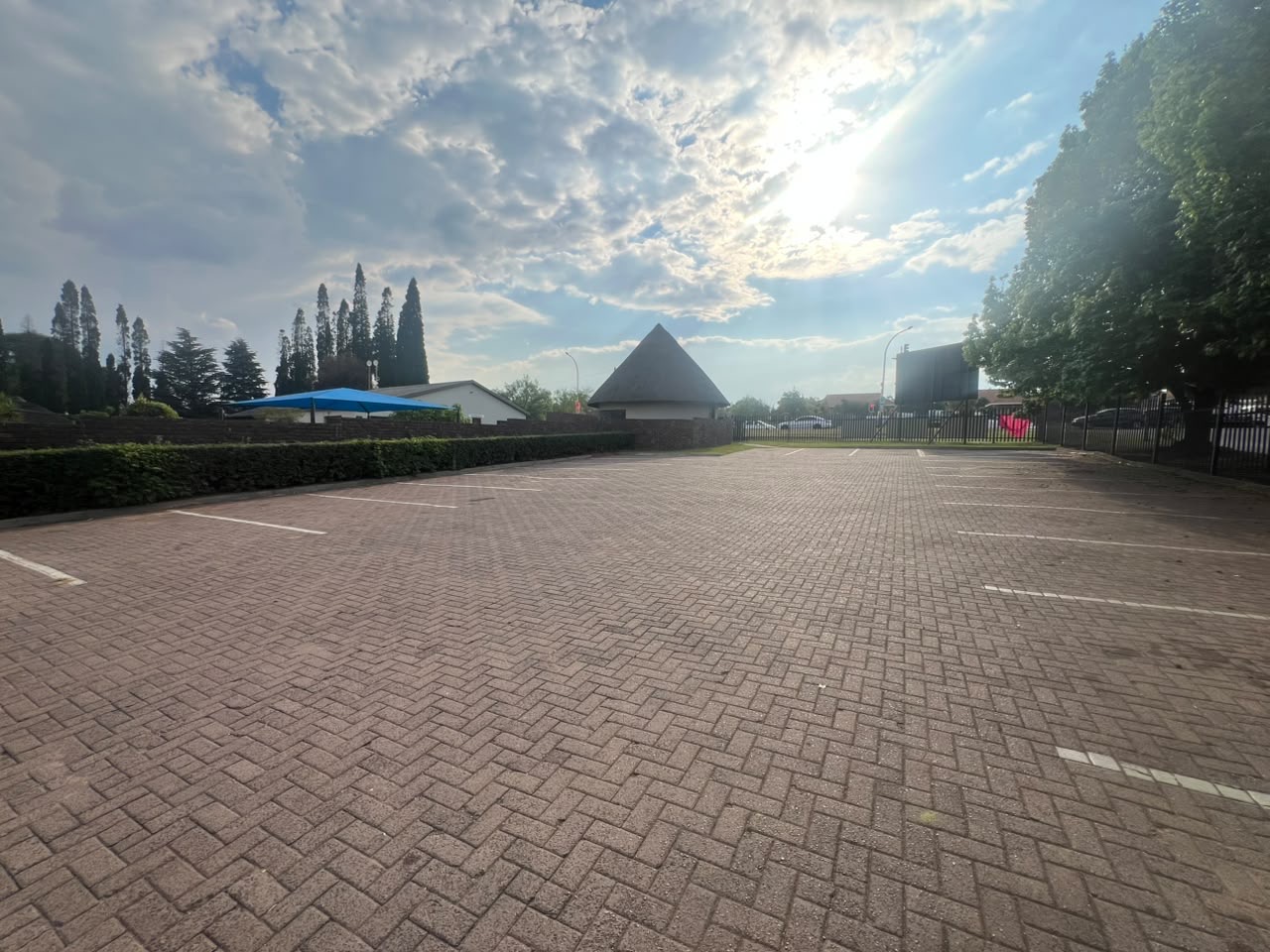 Witbank campus parking and grounds